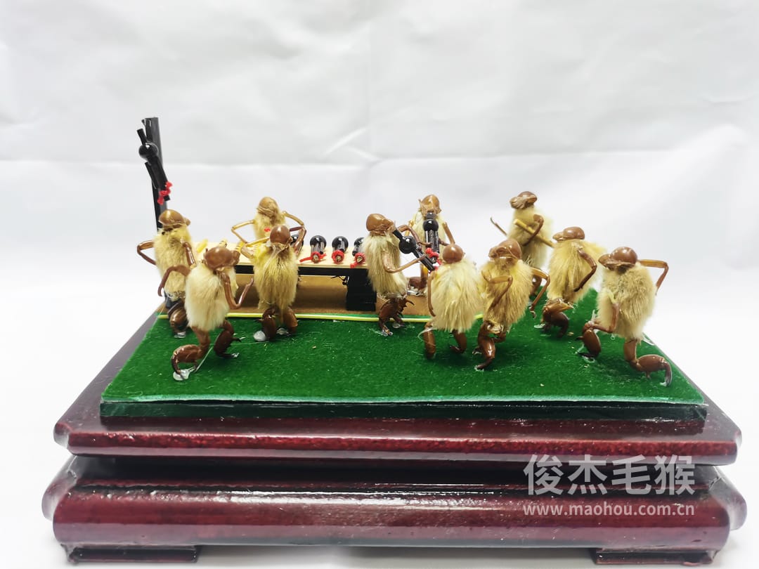 卖乐器_中型北京毛猴作品_压缩木木托+方形玻璃罩2.jpg 卖乐器_中型北京毛猴作品_压缩木木托+方形玻璃罩2.jpg